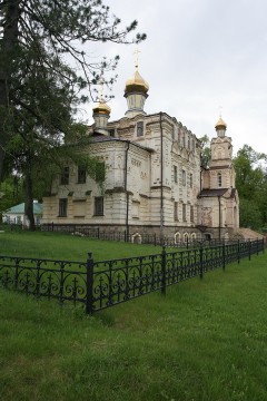 Храм в честь свт. Льва Катанского  и прп. Иоанна Рыльского