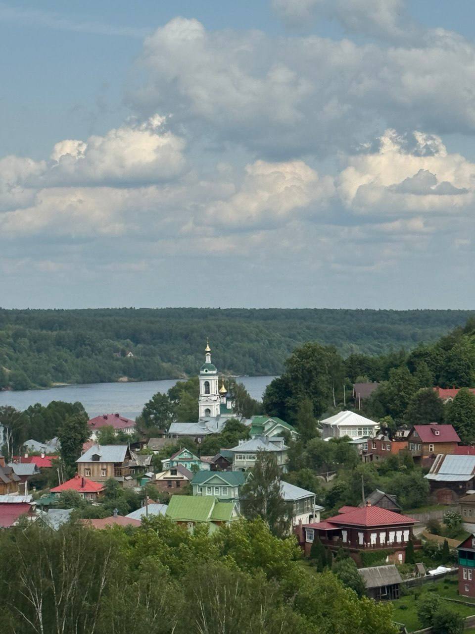 Плёс — уютный город на Волге