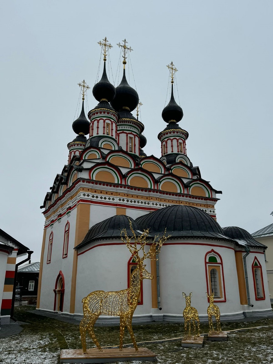 Храм в Суздале